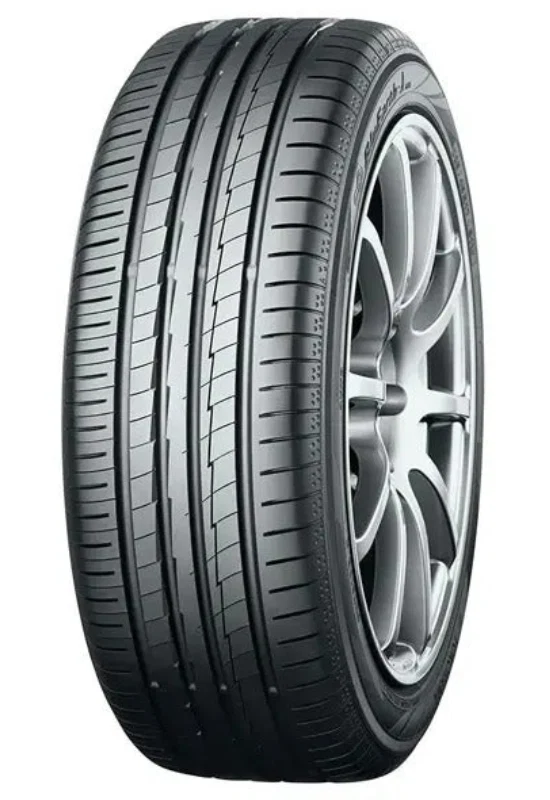 Yokohama BluEarth-GT AE51 215/50 R17 95W